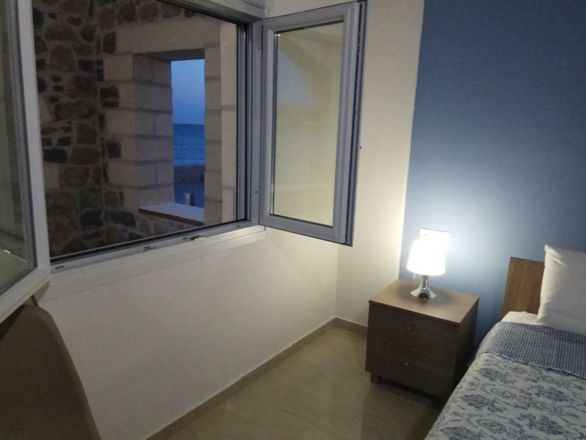 Zea Waves Apartments Kastri  Exteriér fotografie